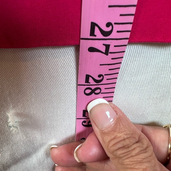 7th Avenue New York Company Design
Studio Side Button Skirt Sz Medium - Picture 5 of 5